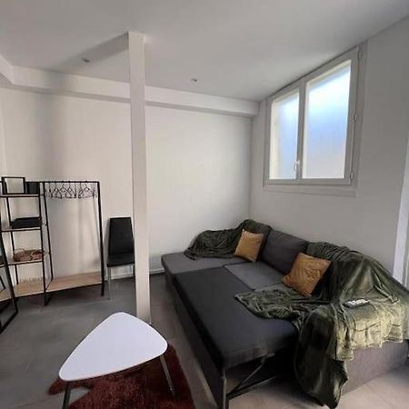 Appartement Idealement Situe Монтро-Фот-Йон Экстерьер фото