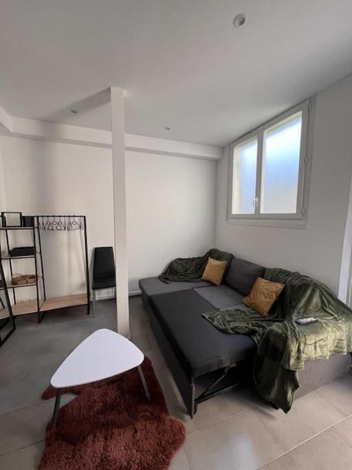 Appartement Idealement Situe Монтро-Фот-Йон Экстерьер фото